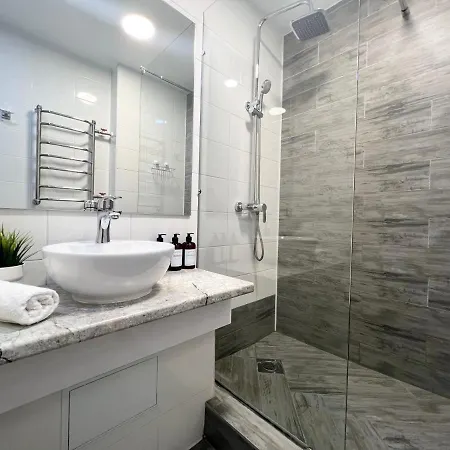 Cosy flat in the city centre Pavlodar Exterior photo